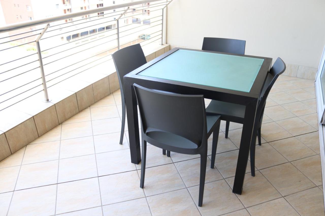 Point Waterfront The Sails Seaview Apartment -- Near Msc Cruise Terminal เดอร์บัน ภายนอก รูปภาพ