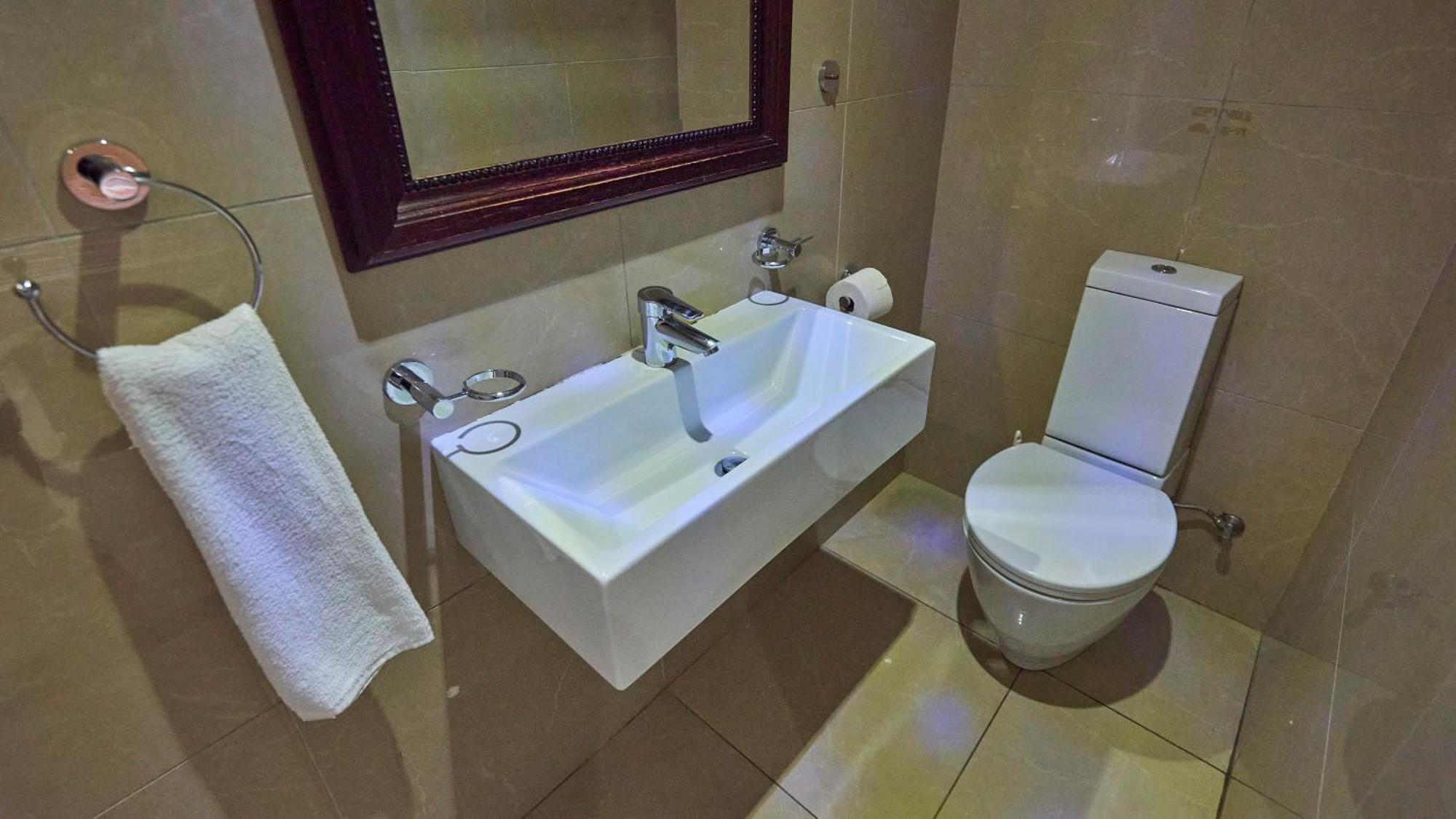 Point Waterfront The Sails Seaview Apartment -- Near Msc Cruise Terminal เดอร์บัน ภายนอก รูปภาพ